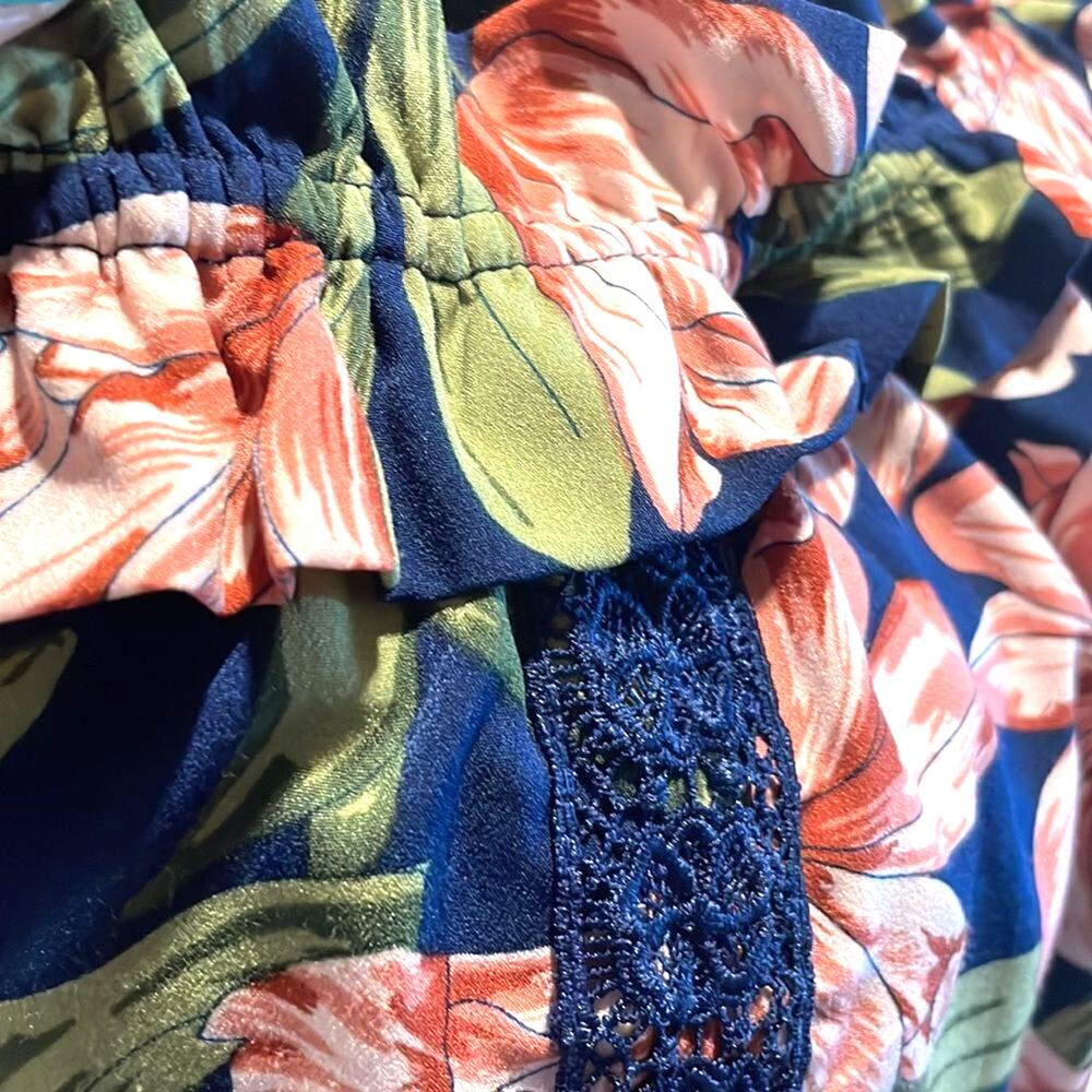 Blu Pepper Cold Shoulder Floral Dress Size M Tropical Off Shoulder Dress - Picture 11 of 17